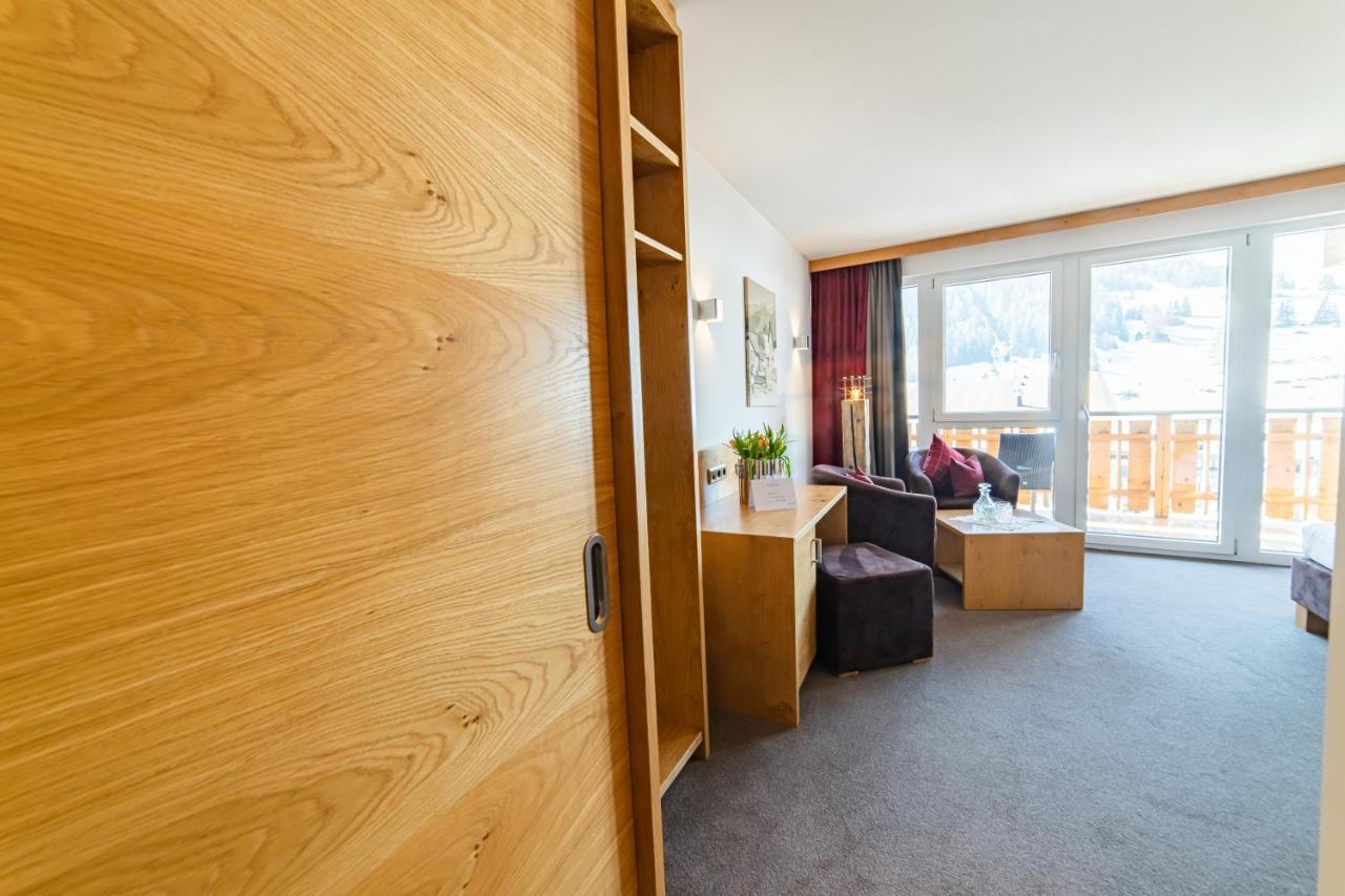 Aparthotel Hochland Gmbh เนาดาส ภายนอก รูปภาพ